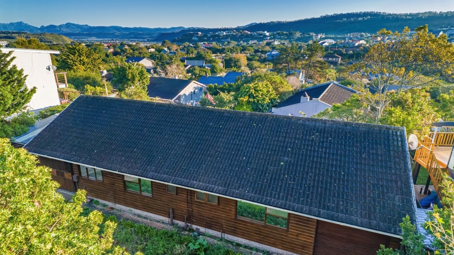 3 Bedroom Property for Sale in Sedgehill Western Cape